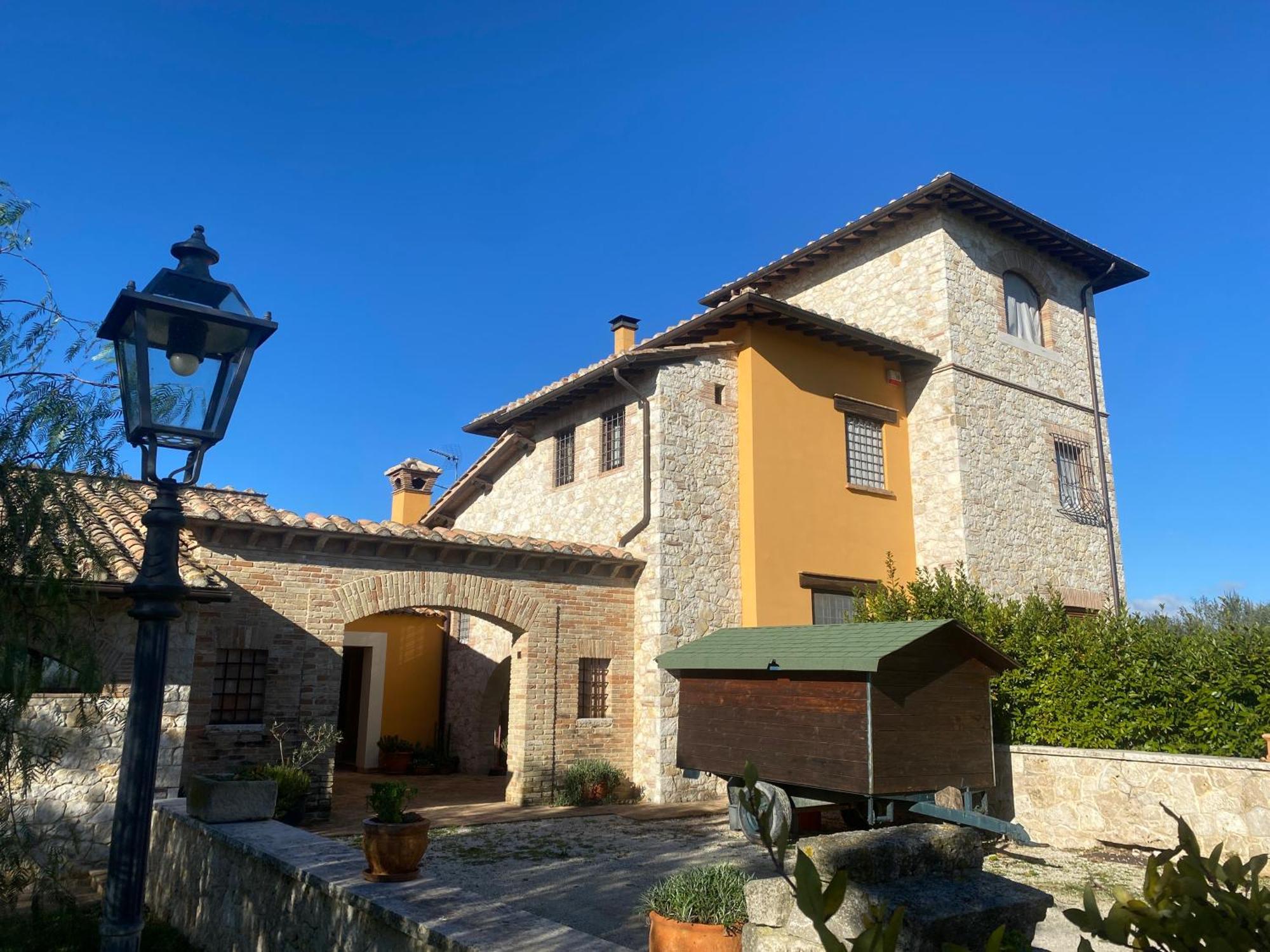 La Casa Di Betta Villa Monte Campano Buitenkant foto